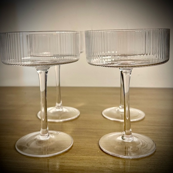 Williams Sonoma Other - New Set of 4 Williams Sonoma Hand-Blown Champagne Coupe Cocktail Glass MCM